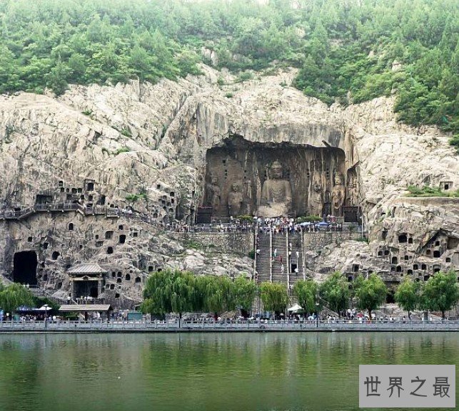 中国最大的石窟,现存石像有10万余座