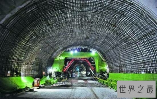 中国最深海底隧道，山东青岛光荣在榜。