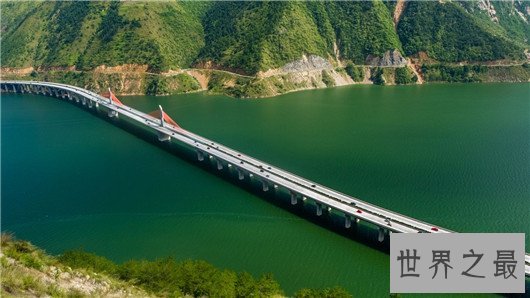 云端上的高速公路,美如仙境的雅西高速(高度差达到2800米)