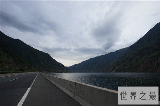 云端上的高速公路,美如仙境的雅西高速(高度差达到2800米)