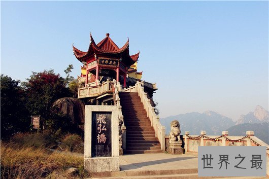 中国四大佛山,九华香火甲天下,峨眉风景天下秀