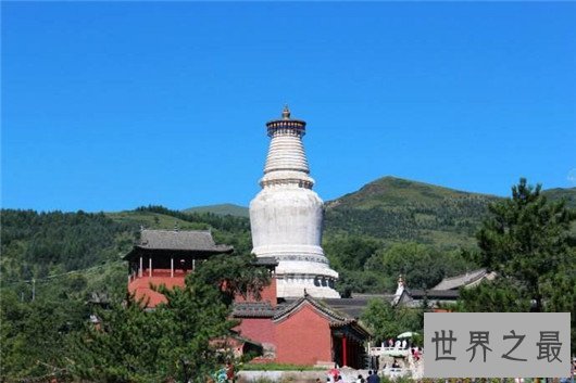 中国四大佛山,九华香火甲天下,峨眉风景天下秀