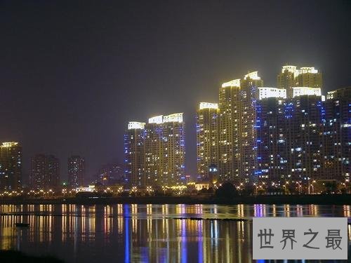 中国四大火炉城市,住这里的人白天不想出门