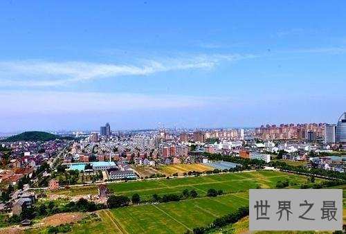 全国百强县榜单,江苏一带发展迅速。