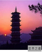 中国第一高楼，上海中心大厦。