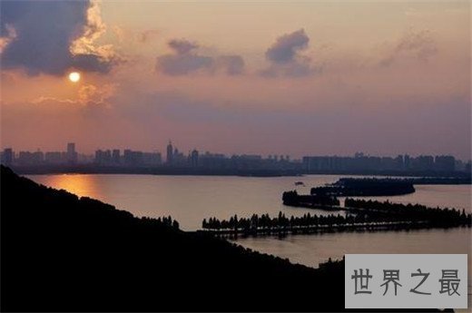 中国四大火炉城市,武汉温度高达44.5摄氏度