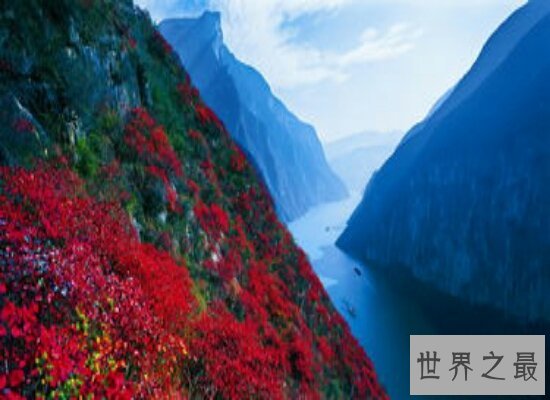 中国最长的河流——长江 以其丰富的资源养育着一代代的人们