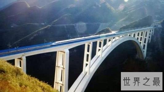 世界最长桥丹昆特大桥 建造成功我国被称为“基建狂魔”