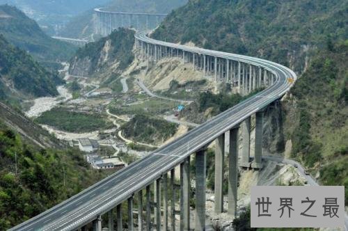 世界最长桥丹昆特大桥 建造成功我国被称为“基建狂魔”