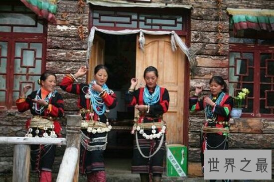 中国人口最少的民族人数居然不超过三千？至今仍处于原始社会阶段
