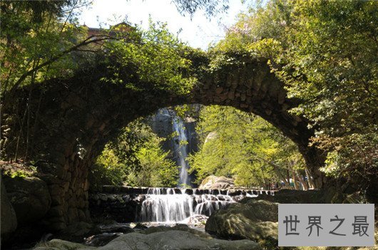 盘点中国最大的瀑布,从视觉上震撼你的神经!