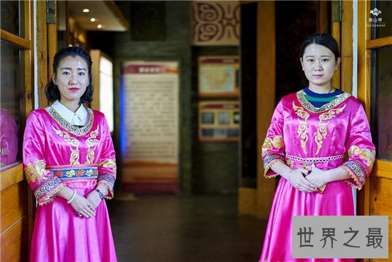 少数民族姑娘各有风趣 民族特色服装上身个个美若天仙