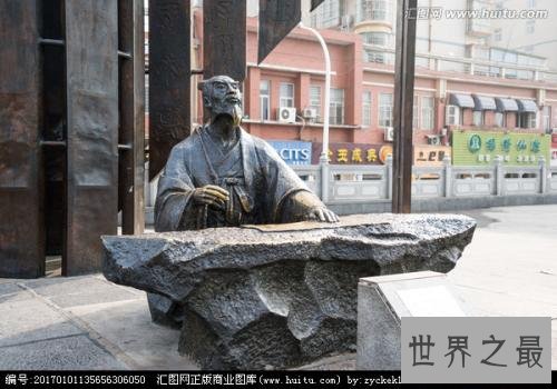 建安七子是谁，其中一人性格洒脱，醉后脱衣而舞