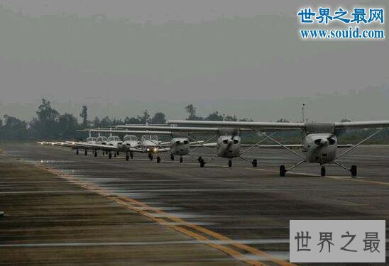 中国占地面积最大的大学，学校里有五个机场