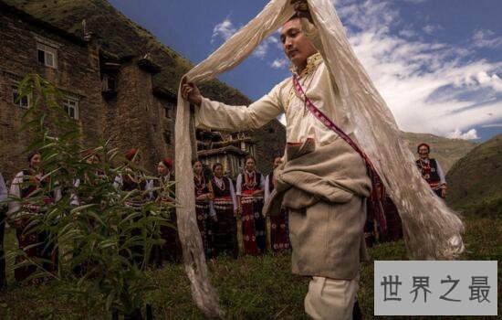 中国最神秘村寨，四川扎坝地区村寨(坚持走婚)