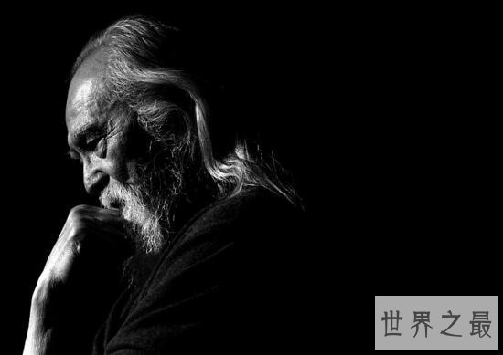 中国最帅老头王德顺，79岁登上北京国际时装周