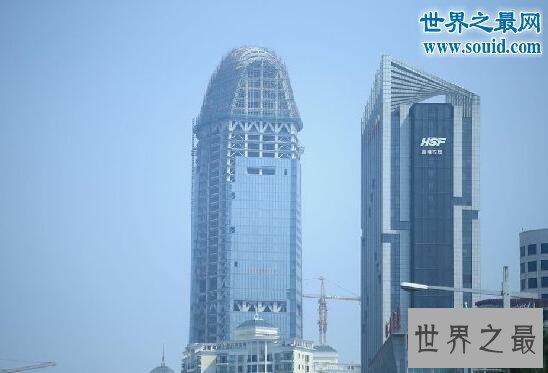 海南第一高楼,外形辣眼睛酷似男性生殖器(250米)