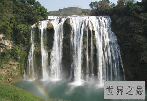 中国最大的瀑布,黄果树瀑布(气势和宽度第一)