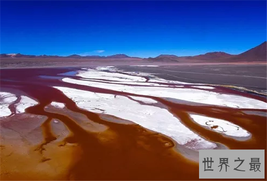 世界上10大令人惊叹的湖泊,中国红莲湖高居首位!