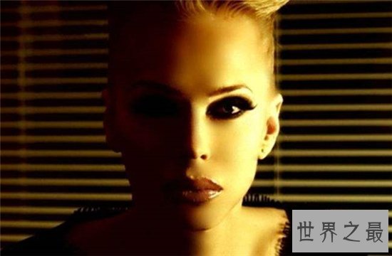 世界十大变性美女,泰瑞托依变性后成为时尚界宠儿