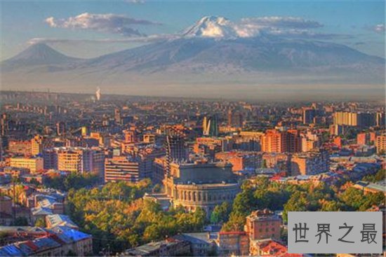 世界上海拔最高的国家，不丹第一尼泊尔第二！