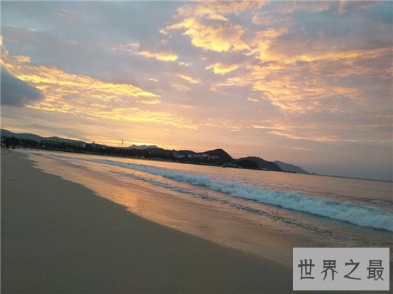 世界十大最长海滩,普腊亚卡西努海滩全长达到132英里!