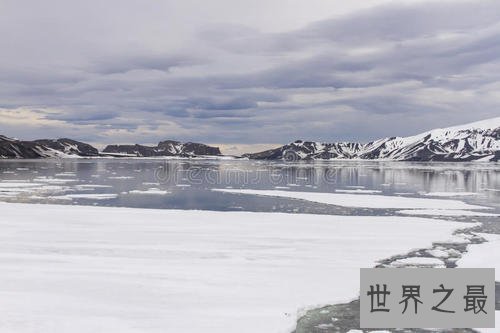 世界十大适合泡澡的温泉排名,蓝泻湖能挣强人的体质