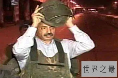 世界十大恐怖分子排名,他一次杀光200多人。