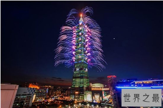 世界上最美的烟火表演,101大厦仅排倒数第二位!