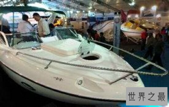 十大最特别的超级游艇排行榜，给你不一样的视觉感受。