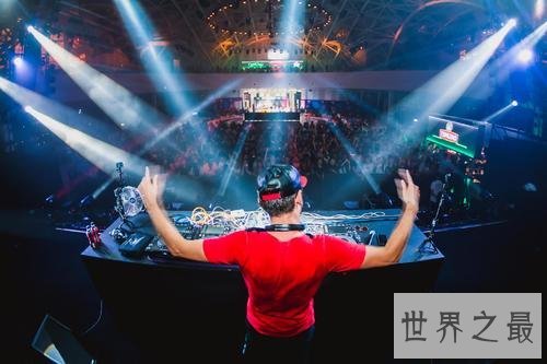 世界十大DJ电音排名，引领音乐狂潮。