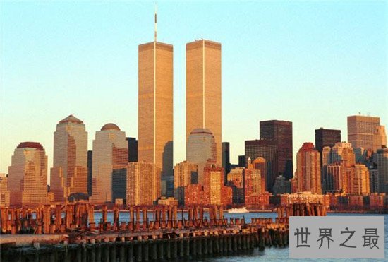 世界十大最著名的塔楼排行，559米的广州塔照亮了整个广州