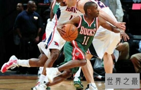 NBA史上十大最矮的球员排行榜，让你看到矮人有大力量。