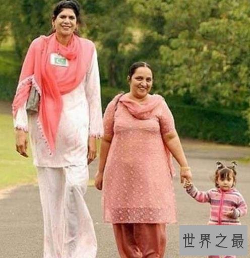 世界十大最高的女性排行榜,最高的女人只活了十七年