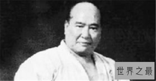 世界七大武术家，李小龙是中国的骄傲