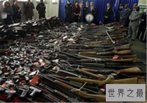 美国十大最危险城市,走在大街上小心挨打