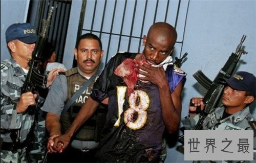 美国十大最危险城市,走在大街上小心挨打