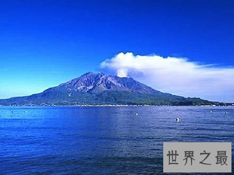 世界十大超级火山,每一个都有着喷发的危险。