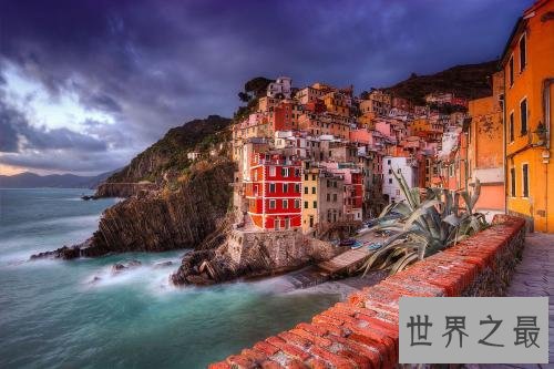 世界十大浪漫婚礼举行地点,来这些地方举办一场最美的婚礼吧!