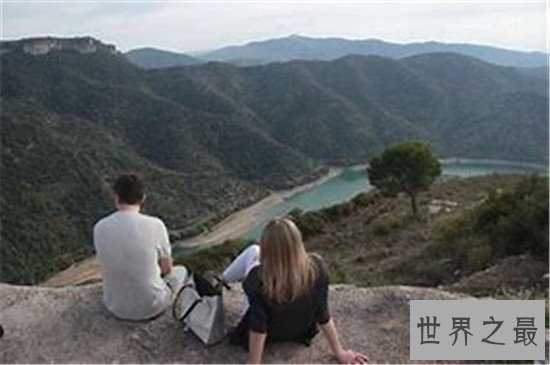 全球十大攀岩圣地,Frankjure欢迎不恐高的你