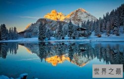 全球十大最美湖泊排行榜，美丽的贝加尔湖排名第一。