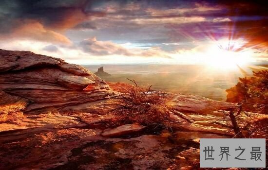 全球最美的十大人间仙境排行榜，西藏位于榜单榜首。