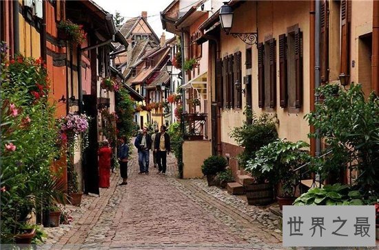 全球最美的十大小镇，盘点那些惊艳世界的绝美小镇！