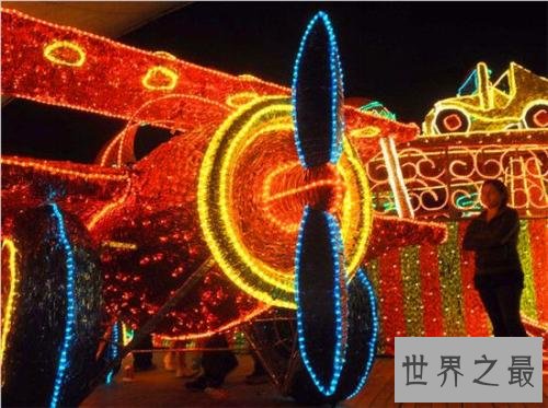 全球十大最佳节日彩灯观赏地，灯火阑珊星空璀璨