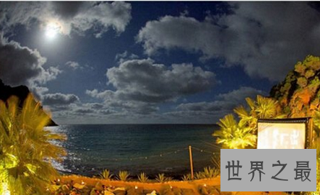 全球最唯美十大露天电影院，边洗澡边看电影？