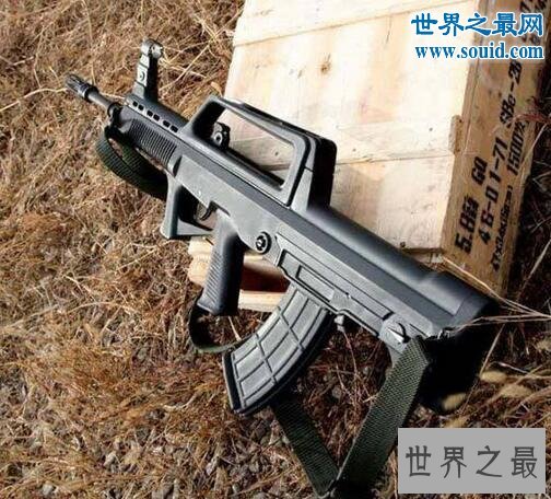 世界十大名枪，中国95式突击步枪比AK47更牛逼