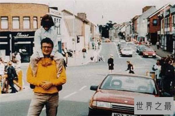 世界上最毛骨悚然的15张照片,背后的噩梦