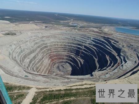 全球十大最壮观坑洞