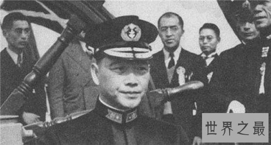 民国帅哥排行,恩来总理年轻时候也是一代美男!