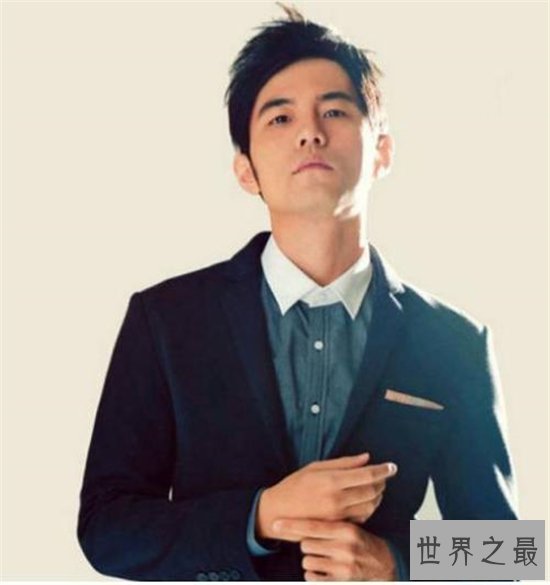 中国十大帅哥排名,刘德华胡歌均上榜!